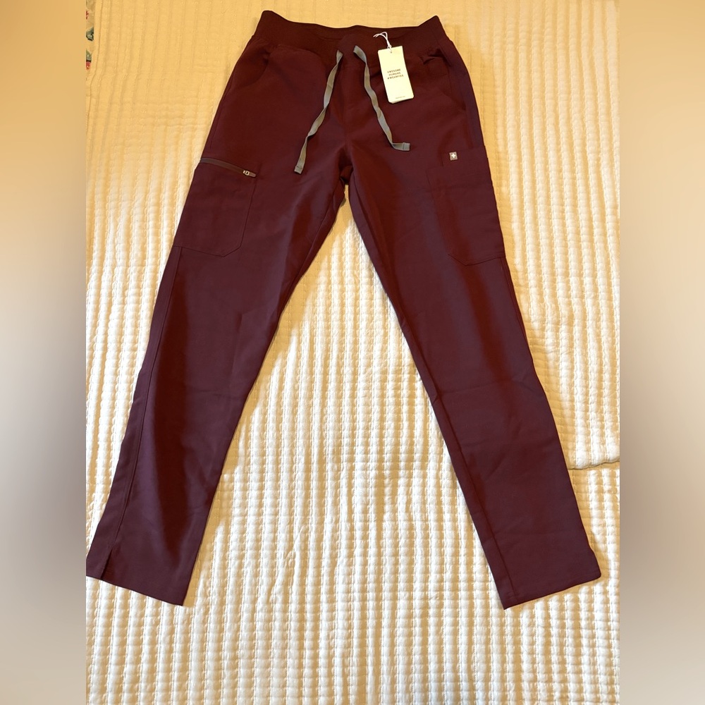 Figs NWT small tall yola yoga waistband